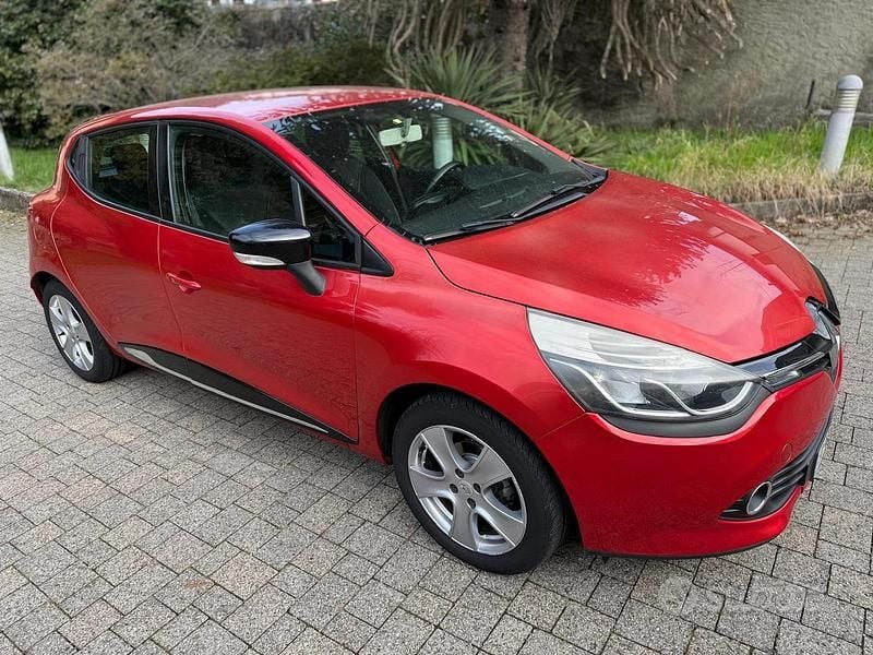 Usata Renault Clio IV 75 CV (55 kW) 2013 Rosso Berlina