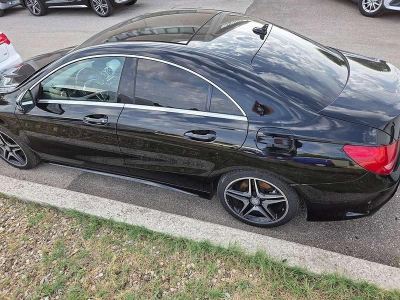 Usata Mercedes CLA220 Premium 170 CV (125 kW) 2014 Nero Berlina