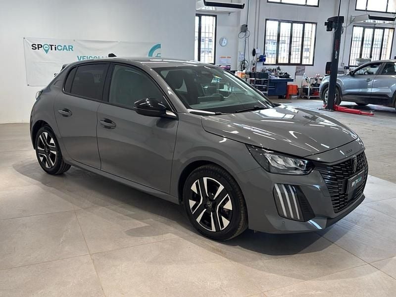 Usata Peugeot 208 Allure 102 CV (75 kW) 2025 Grigio Utilitaria