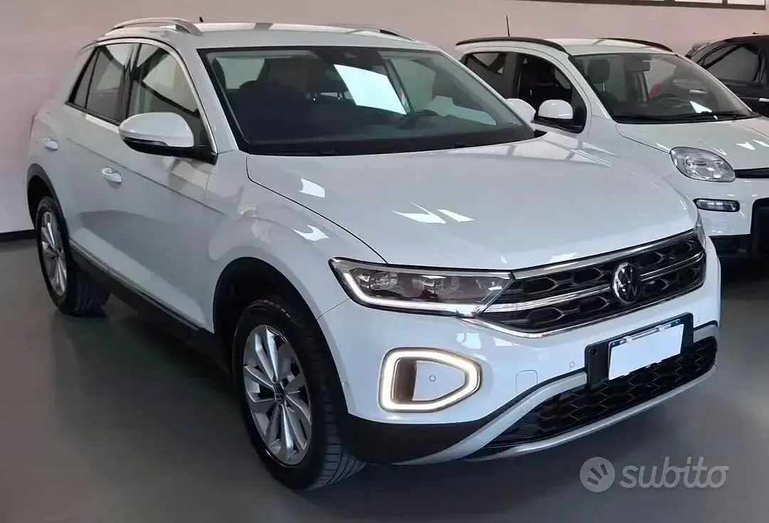 Usata VW T-Roc Style 110 CV (80 kW) 2022 Bianco SUV
