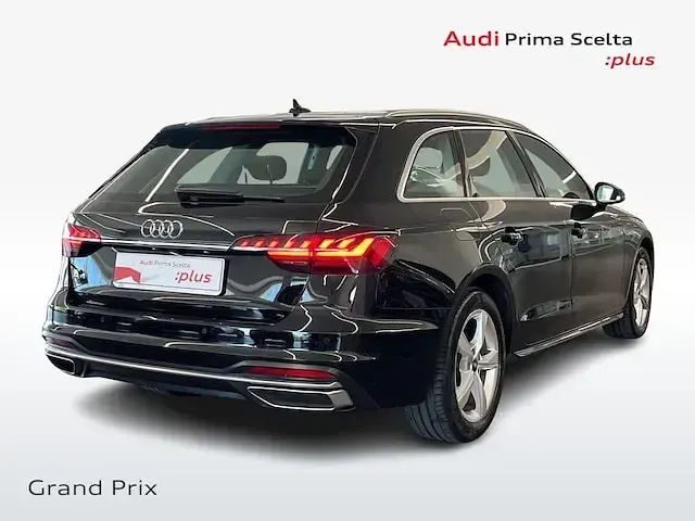 Usata Audi A4 Advanced Plus 136 CV (100 kW) 2024 Nero brillante Station wagon