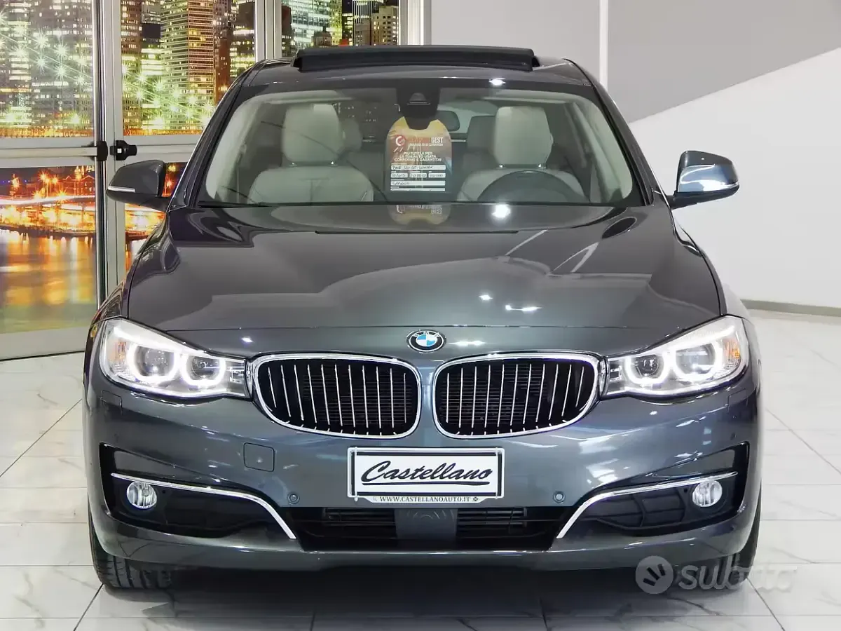 Usata BMW 320 Gran Turismo Luxury Line 190 CV (139 kW) 2015 Grigio Berlina