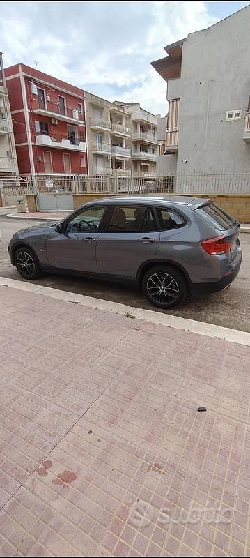 Usata 2012 BMW X1 SUV | 6999 € - Immagine 1/4