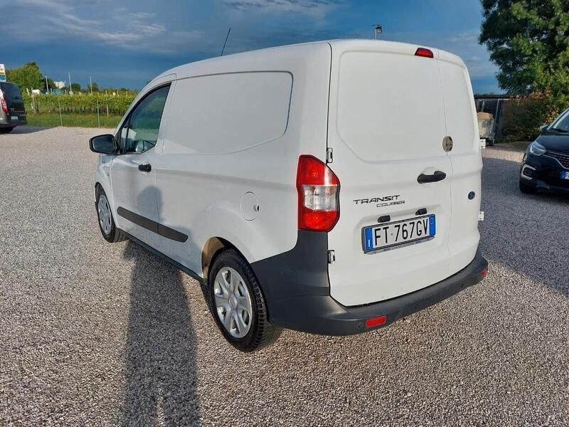 Usata Ford Transit Courier Trend 75 CV (55 kW) 2024 Bianco Furgone