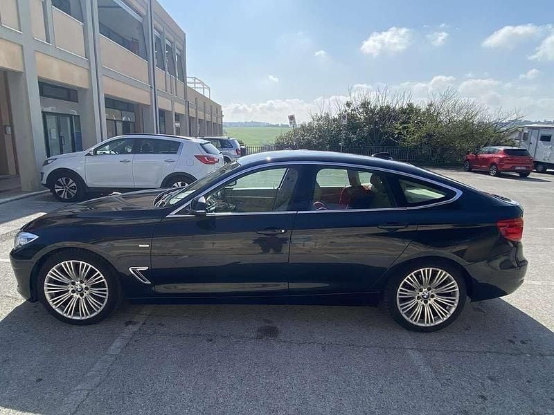 Usata BMW 318 Gran Turismo 143 CV (105 kW) 2013 Nero Berlina