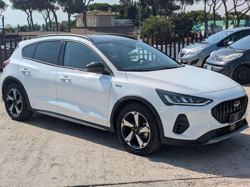 Usata Ford Focus Active 125 CV (91 kW) 2023 Bianco Berlina