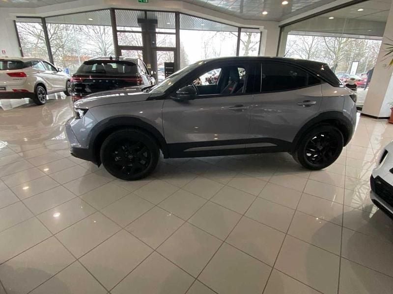 Usata Opel Mokka GS Line 131 CV (96 kW) 2023 Grigio SUV