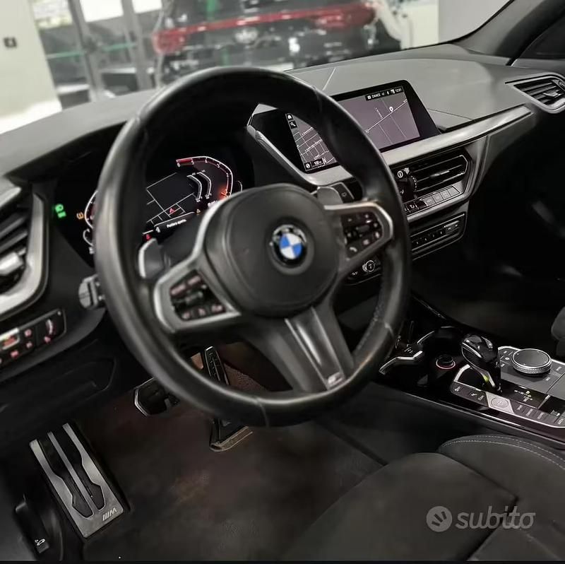 Usata BMW 120 Efficient Dynamics 190 CV (139 kW) 2020 Grigio Utilitaria