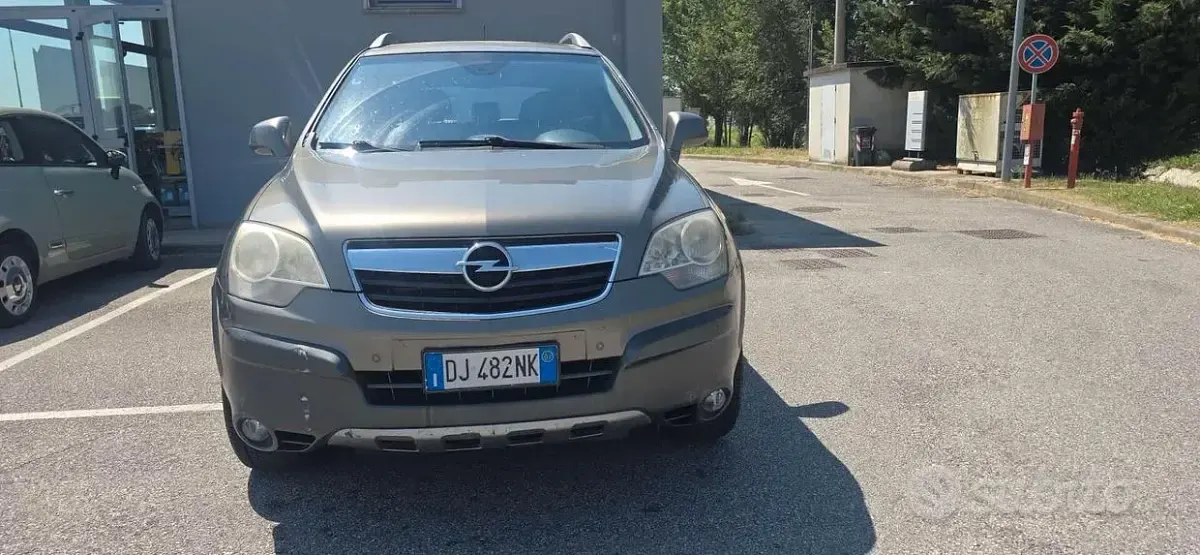 Usata Opel Antara Cosmo 150 CV (110 kW) 2008 Nero SUV