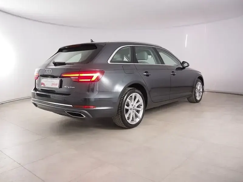 Usata Audi A4 Business 170 CV (125 kW) 2019 Grigio Station wagon