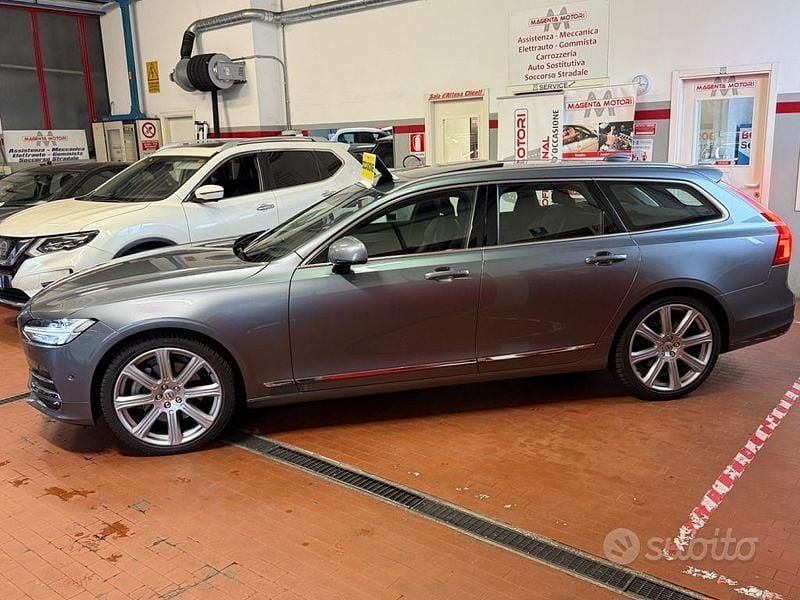 Usata Volvo V90 Inscription 235 CV (172 kW) 2017 Grigio Station wagon