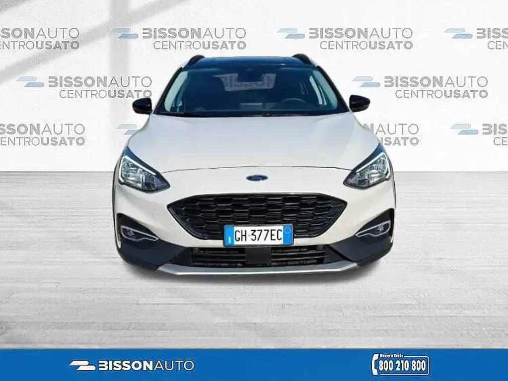 Usata Ford Focus Active 125 CV (91 kW) 2021 Bianco Berlina