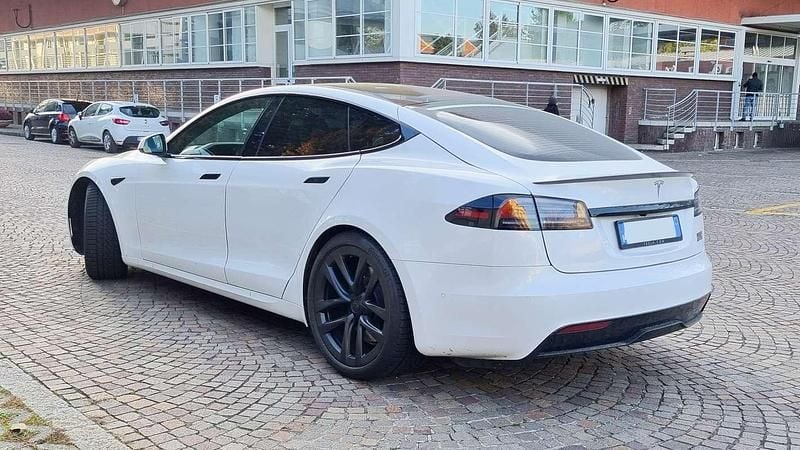 Usata Tesla Model S Plaid 750 kW (1020 CV) 2023 Bianco Utilitaria