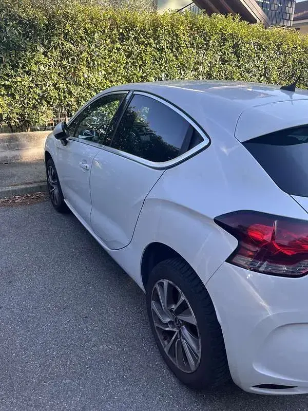 Usata DS Automobiles DS4 114 CV (83 kW) 2011 Bianco Utilitaria