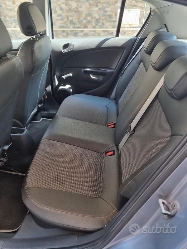 Usata Opel Corsa 80 CV (58 kW) 2006 Grigio Utilitaria