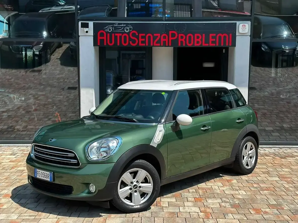 Usata Mini Cooper D Countryman 111 CV (81 kW) 2016 Verde SUV