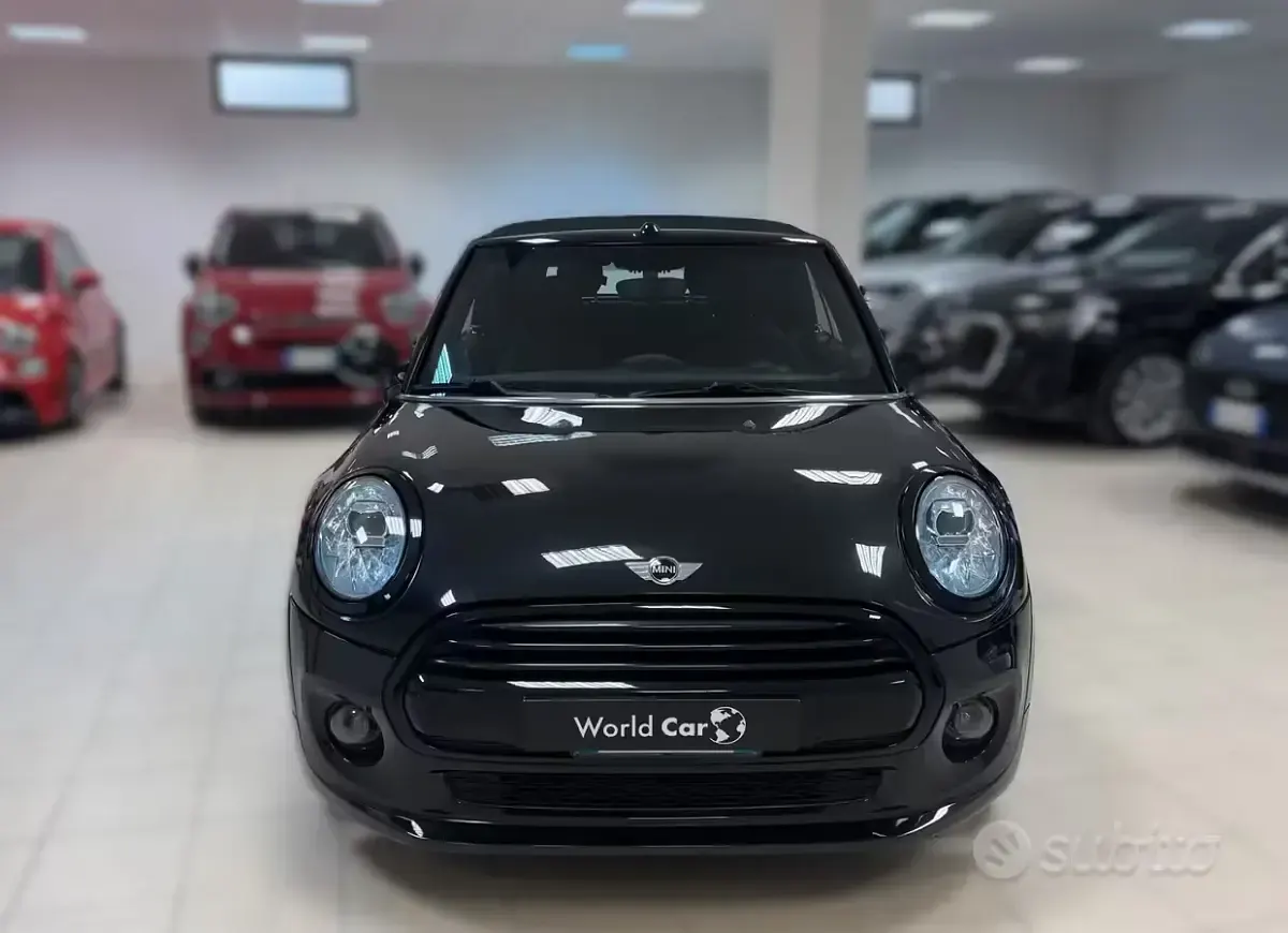 Usata Mini Cooper Cabriolet 136 CV (100 kW) 2016 Nero Cabrio