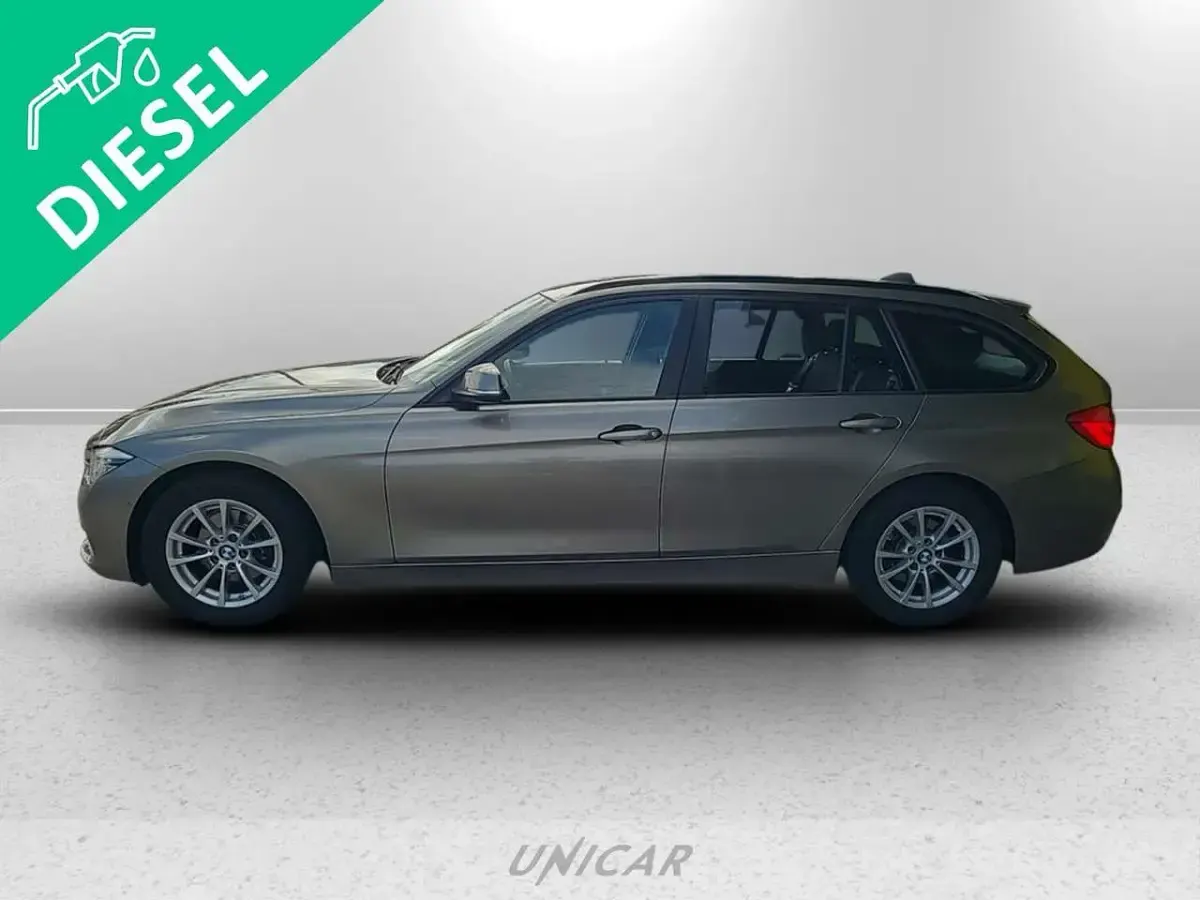 Usata BMW 318 Advantage 150 CV (110 kW) 2018 Grigio Station wagon