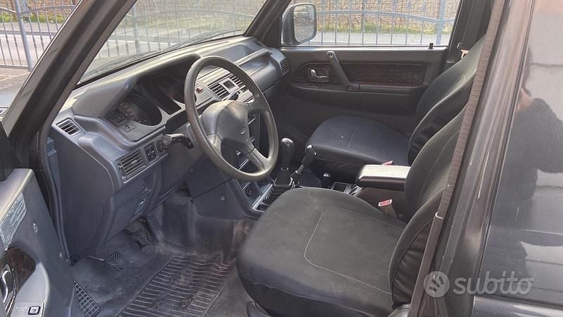 Usata Mitsubishi Pajero 84 CV (61 kW) 1991 SUV