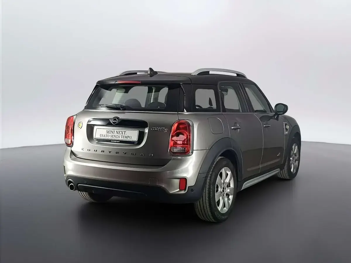 Käytetty Mini Cooper S Countryman 136 HP (100 kW) 2020 Hopea Katumaasturi
