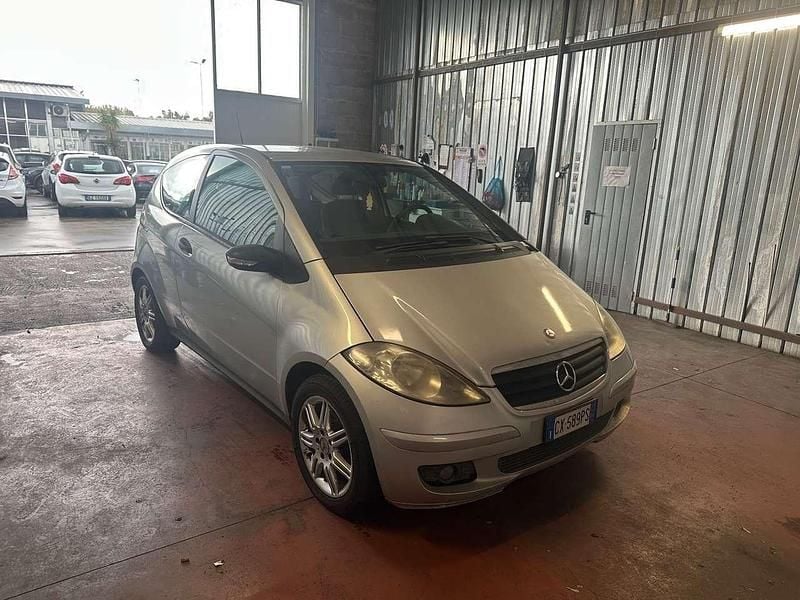 Usata Mercedes A150 Elegance 95 CV (69 kW) 2006 Grigio Berlina