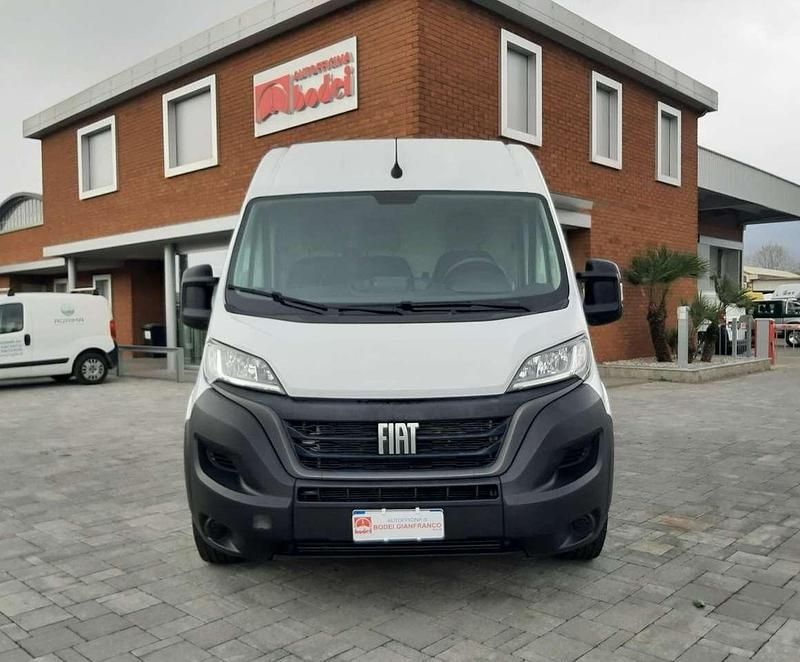 Usata Fiat Ducato 33 140 CV (102 kW) 2021 Bianco Furgone