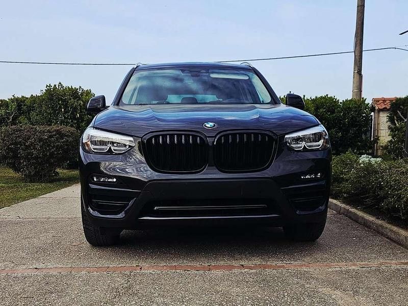 Begagnad BMW X3 Advantage 150 HK (110 kW) 2021 Svart SUV