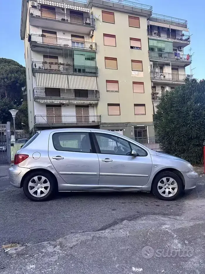 Usata Peugeot 307 109 CV (80 kW) 2002 Grigio Berlina