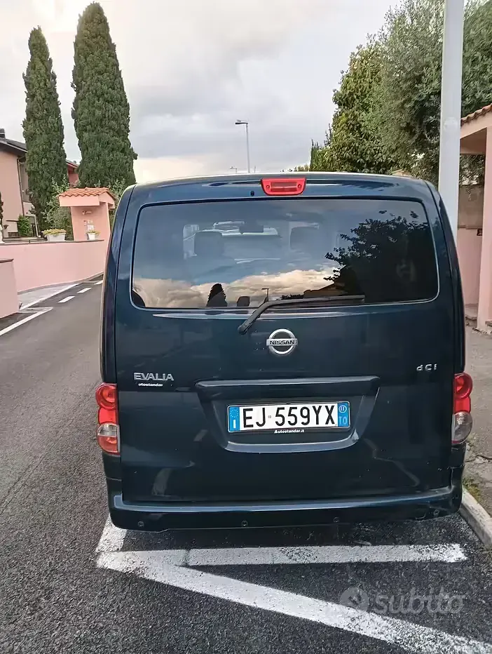 Usata Nissan Evalia 90 CV (66 kW) 2011 Blu Monovolume