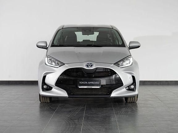 Usata Toyota Yaris Hybrid Trend 115 CV (84 kW) 2020 Grigio Utilitaria