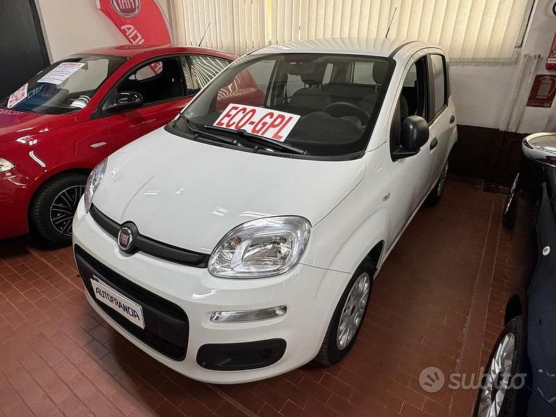 Usata Fiat Panda Easy 69 CV (50 kW) 2022 Bianco Utilitaria