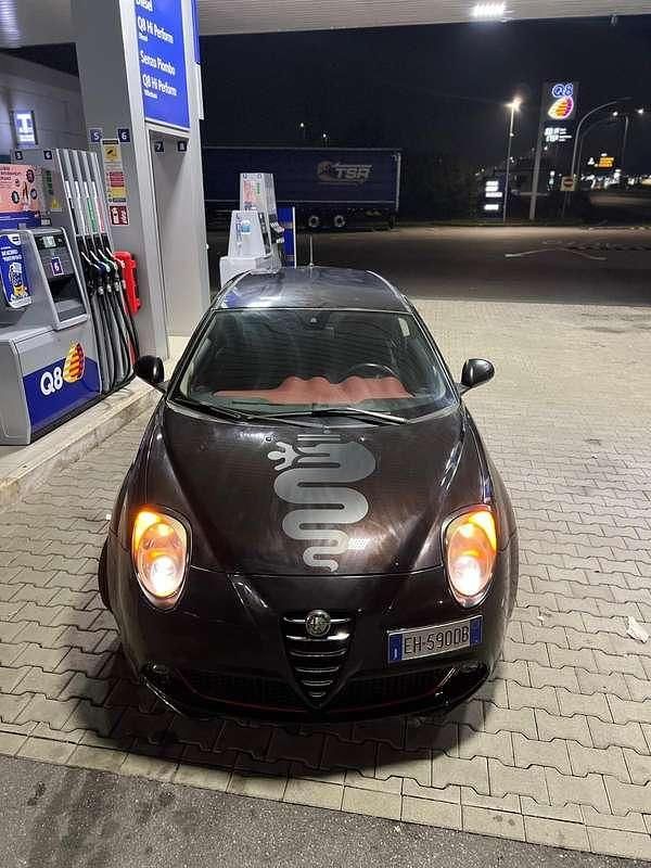 Second-hand Alfa Romeo MiTo Distinctive 95 CP (69 kW) 2011 Hatchback