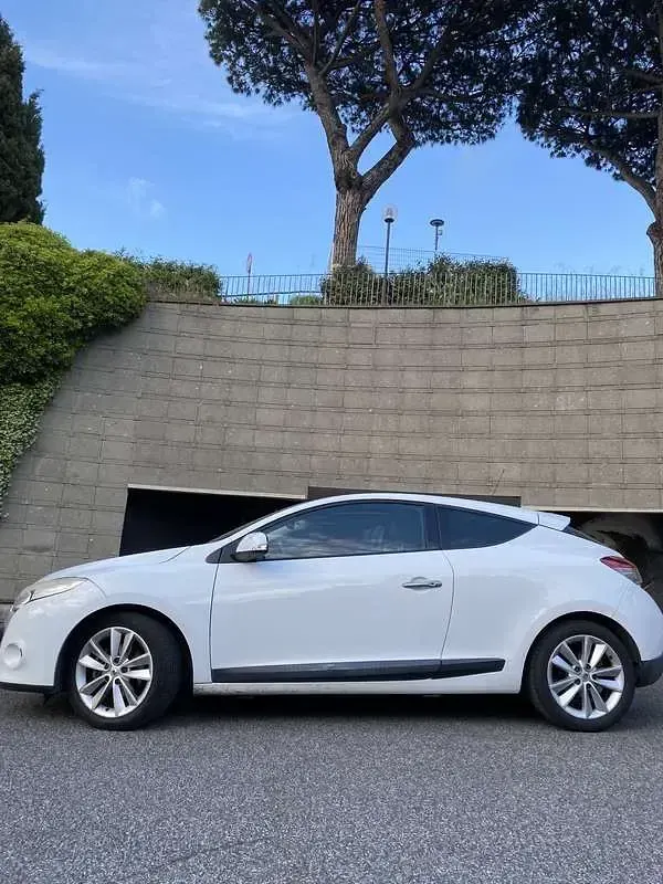 Occasion Renault Mégane Coupé Dynamique 131 PK (96 kW) 2010 Coupé