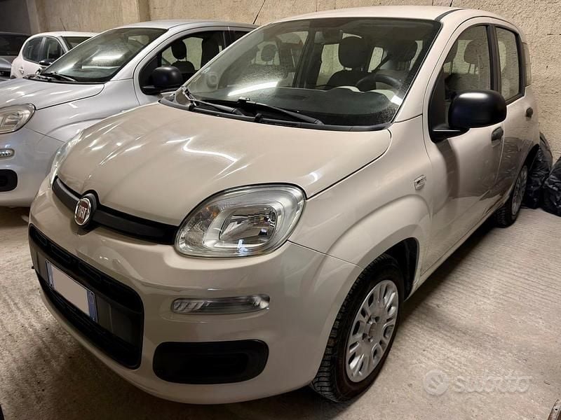 Usata Fiat Panda 85 CV (62 kW) 2015 Beige Berlina