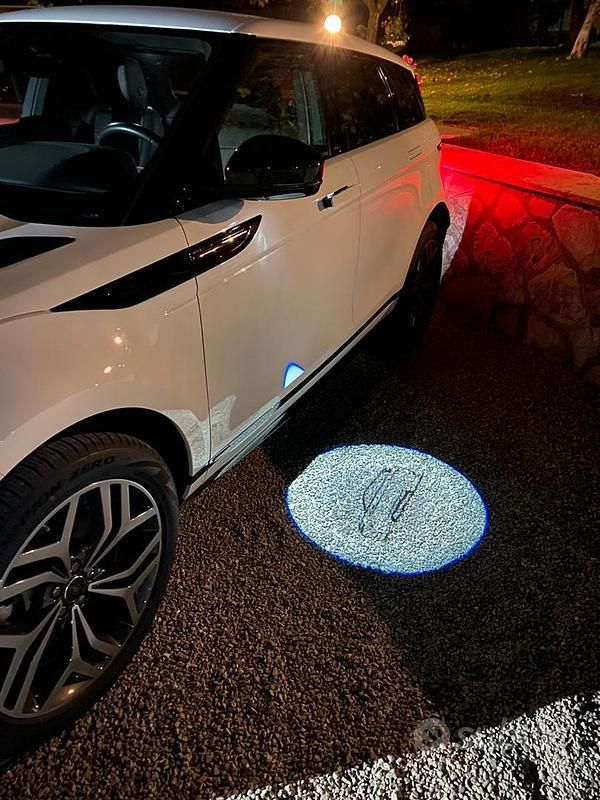 Usata Land Rover Range Rover evoque R-Dynamic 150 CV (110 kW) 2019 Bianco SUV