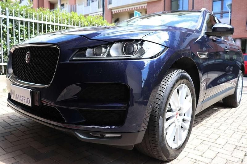 Usata Jaguar F-Pace Portfolio 179 CV (131 kW) 2017 Blu/azzurro SUV