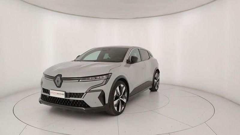 Grigio Usata 2023 Renault Mégane Techno SUV | 25.950 € (Buon prezzo) - Immagine 1/4