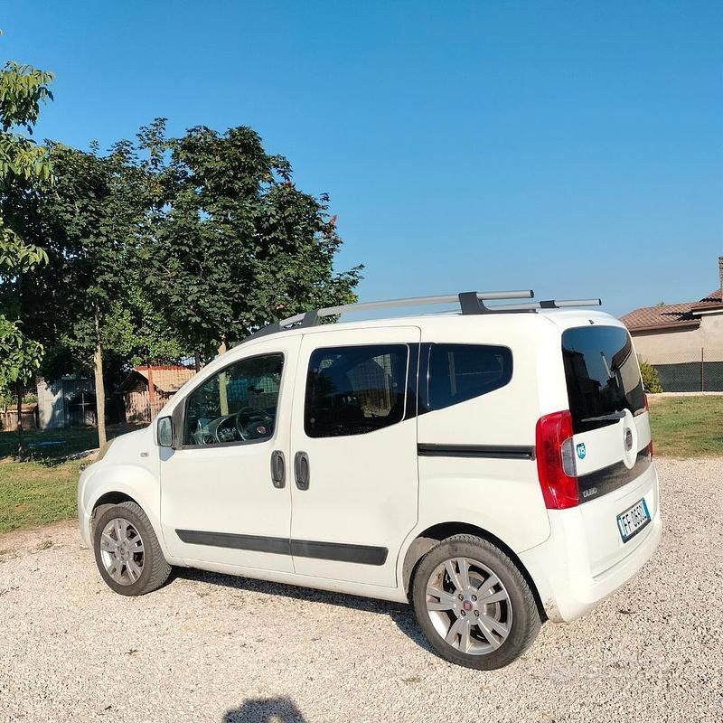 Usata Fiat Qubo Trekking 77 CV (56 kW) 2016 Bianco Monovolume