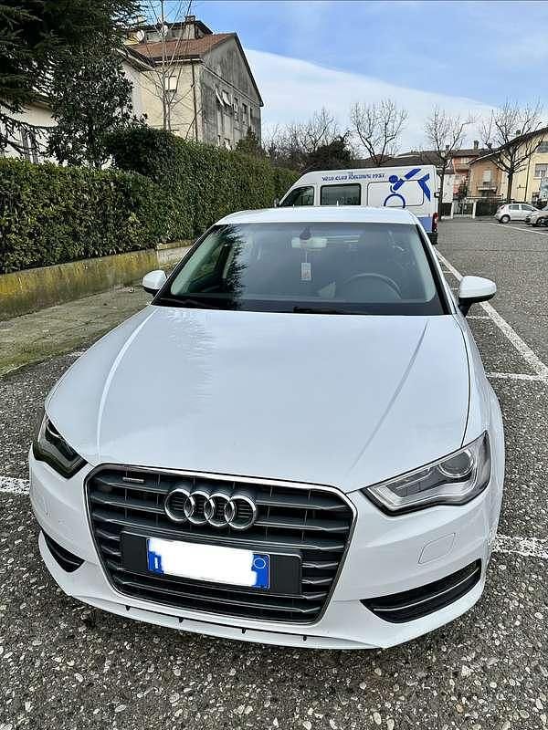 Usata Audi A3 Ambition 110 CV (80 kW) 2015 Berlina