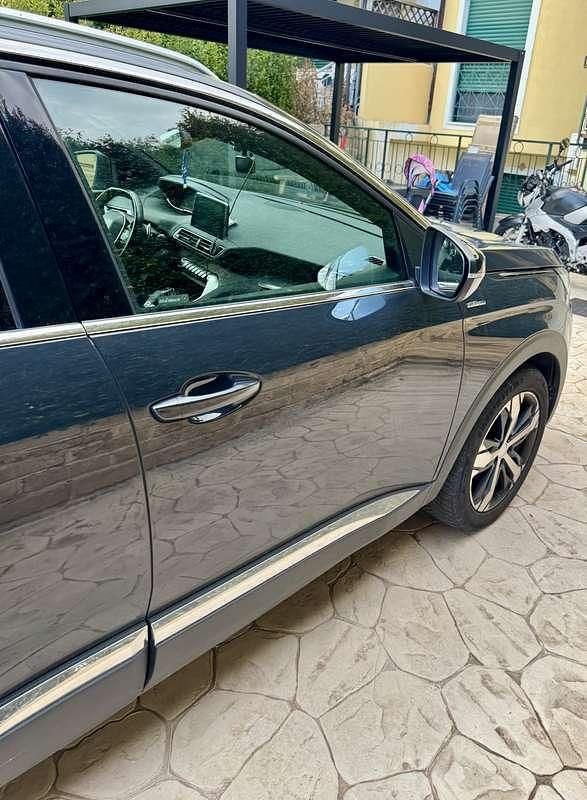 Usata Peugeot 3008 GT-line 131 CV (96 kW) 2019 Nero SUV