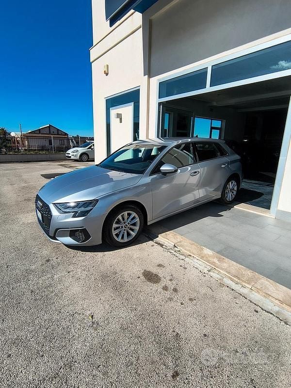 Usata Audi A3 Advanced 149 CV (109 kW) 2021 Grigio Berlina