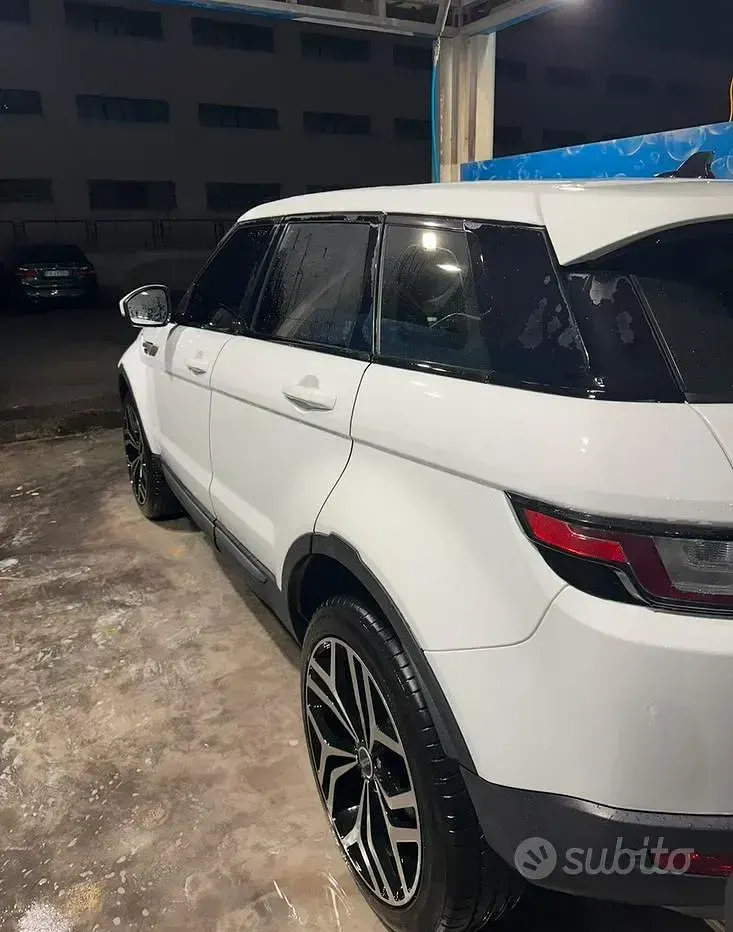 Usata Land Rover Range Rover evoque 2016 Bianco Coupé