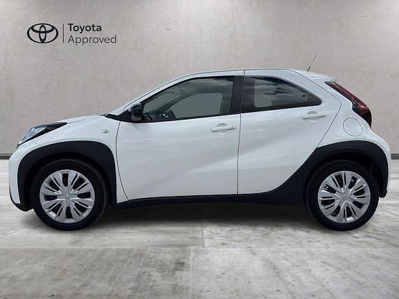 Usata Toyota Aygo X Active 72 CV (52 kW) 2022 Bianco SUV