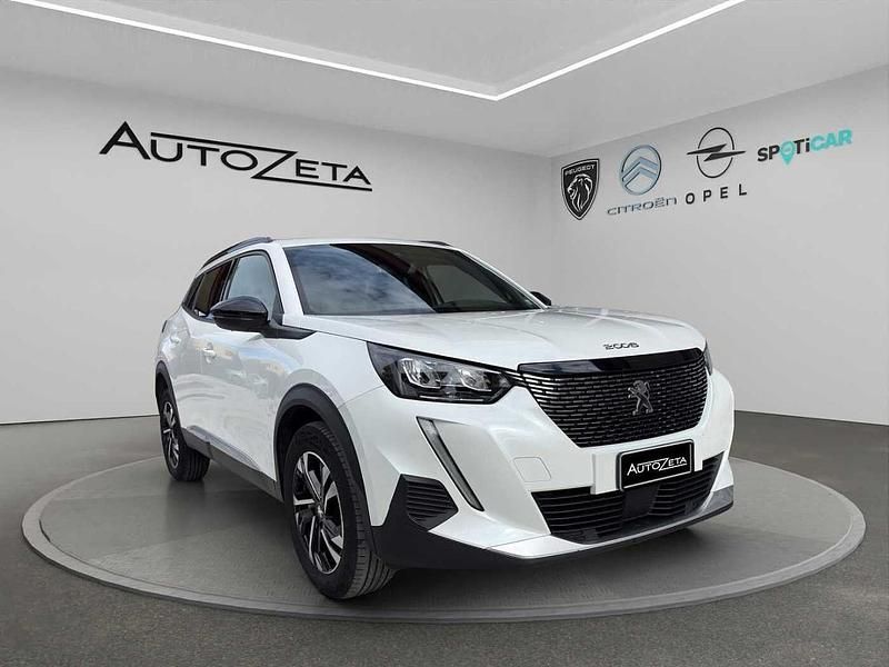 Usata Peugeot 2008 Allure 131 CV (96 kW) 2023 Bianco SUV