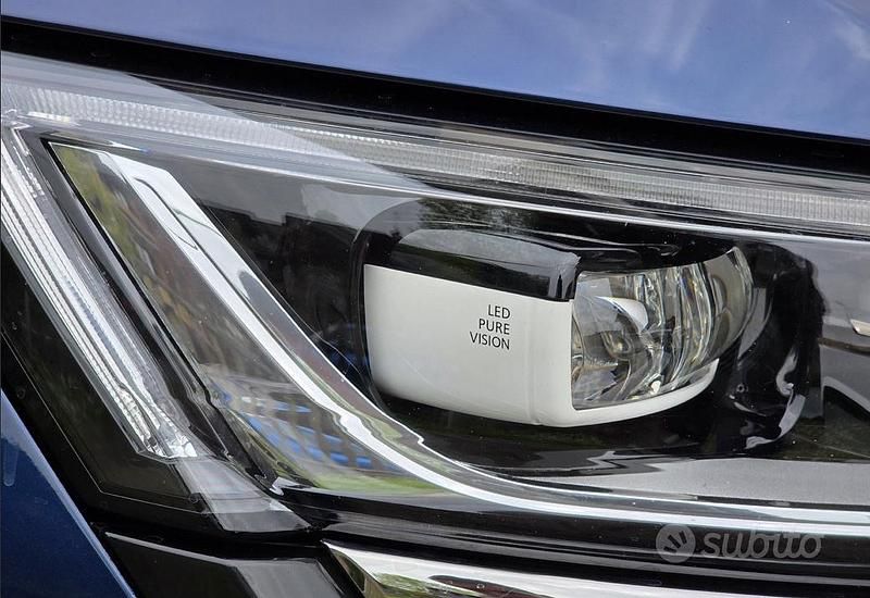 Usata Renault Talisman Intens 160 CV (117 kW) 2017 Station wagon