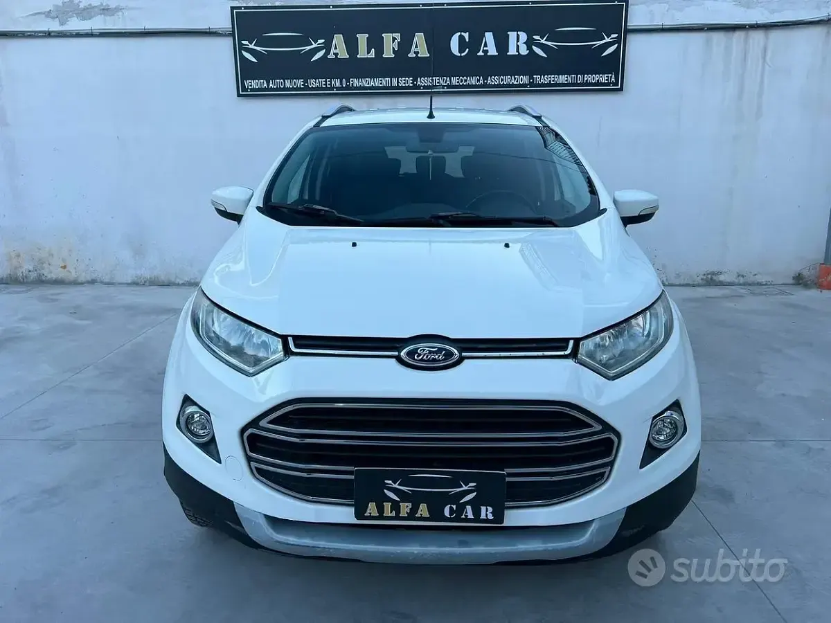 Usata Ford Ecosport Titanium 125 CV (91 kW) 2015 Bianco SUV