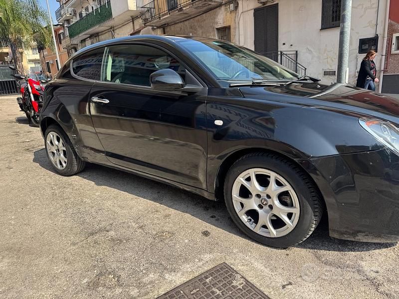 Usata Alfa Romeo MiTo Progression 90 CV (66 kW) 2009 Nero Utilitaria