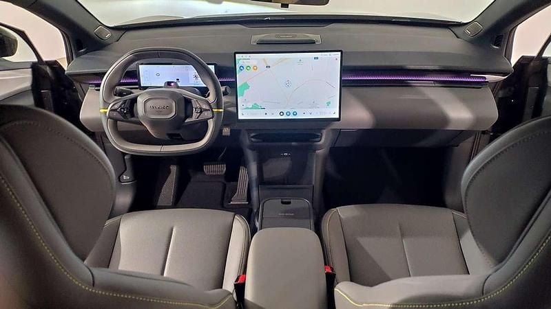 Nuova Lynk & Co 02 200 kW (272 CV) 2025 Techno magenta metallizzato SUV