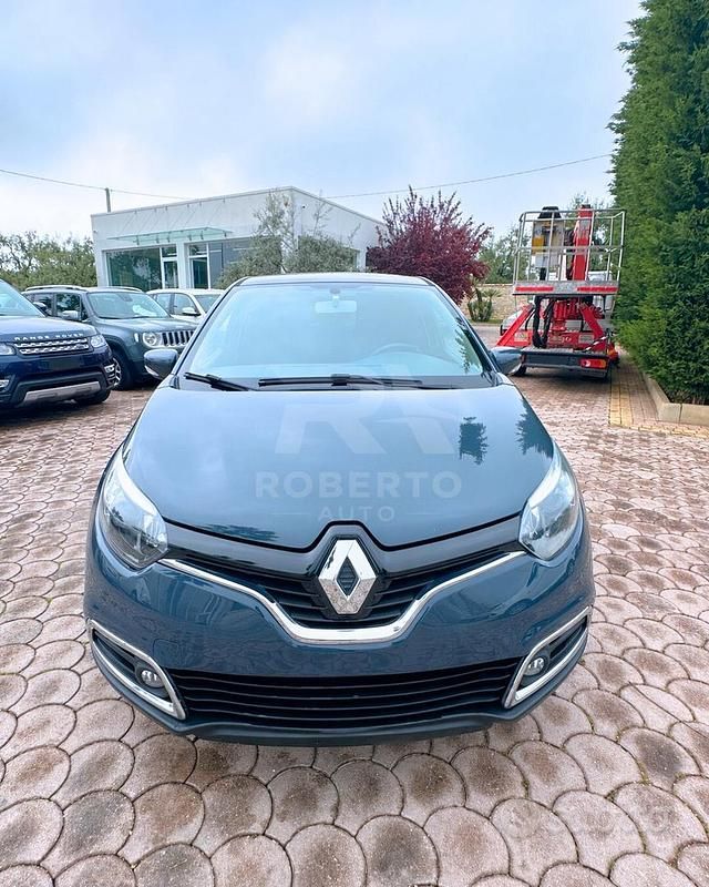 Usata Renault Captur 90 CV (66 kW) 2013 Blu SUV