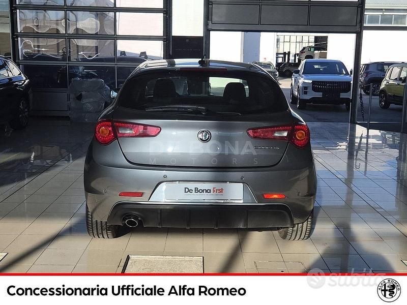 Usata Alfa Romeo Giulietta Sprint 120 CV (88 kW) 2020 Grigio Utilitaria